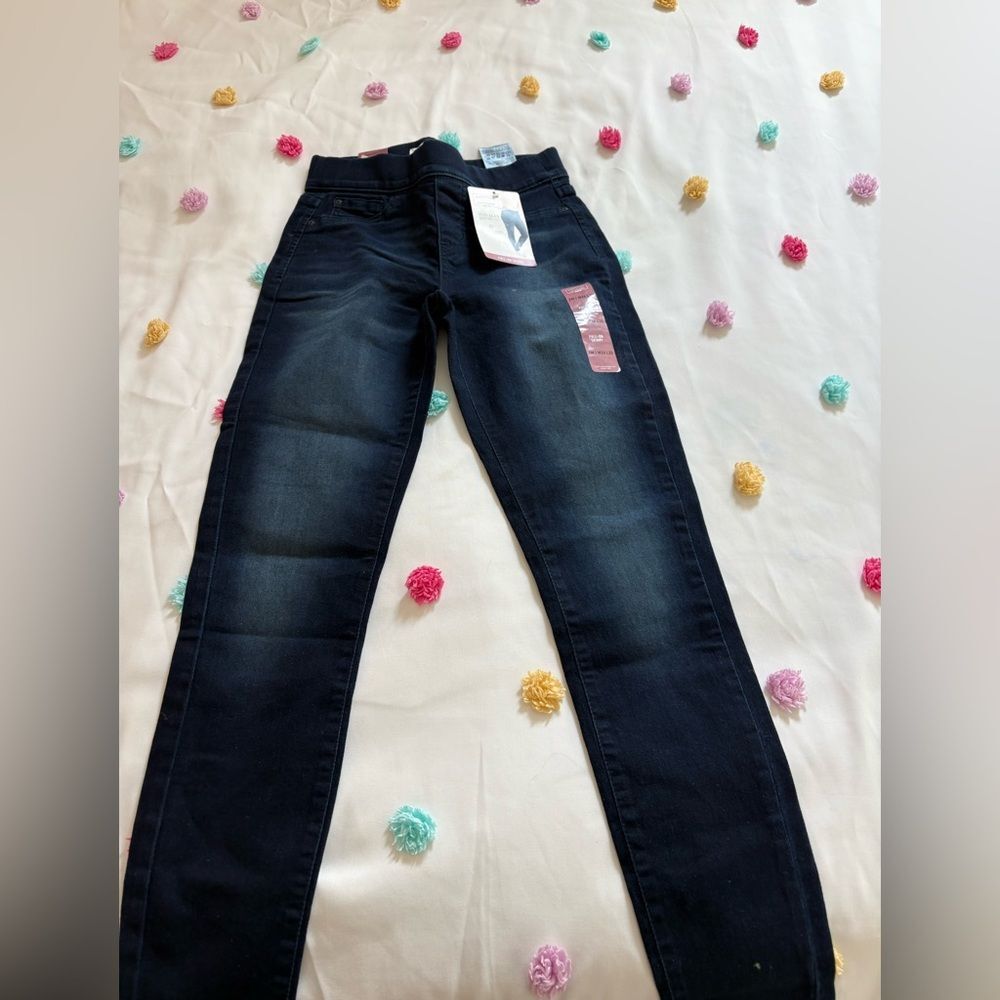 Signature by Levi Strauss Women's Navy Skinny Jeans